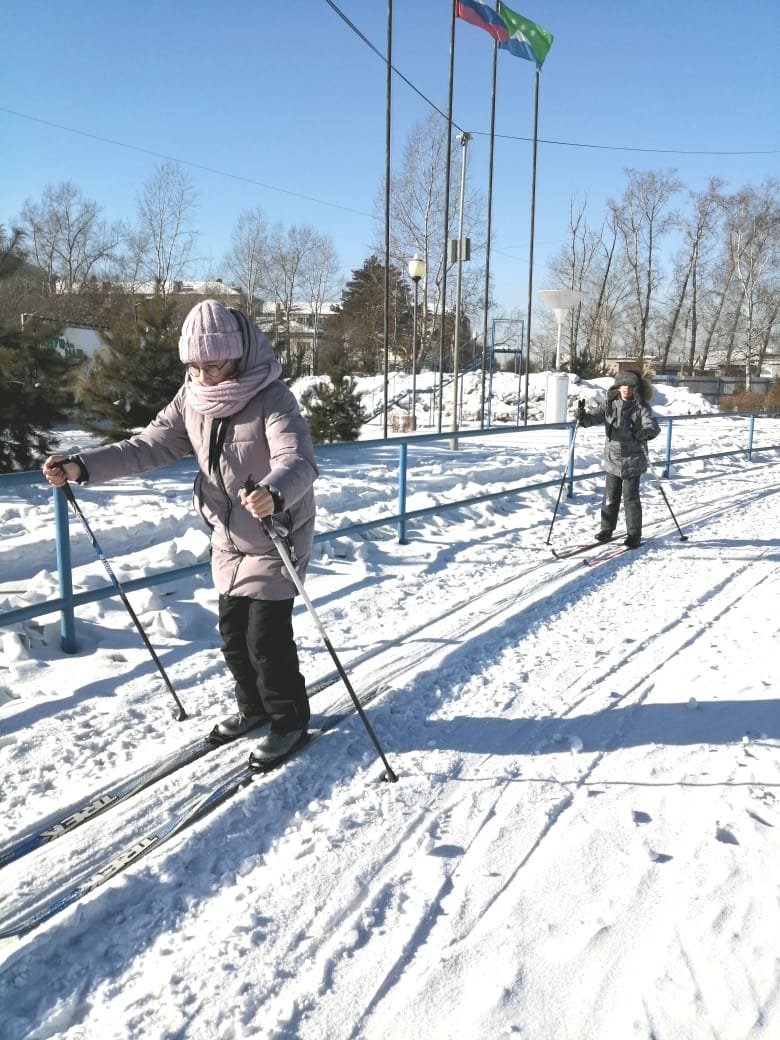 Школьники Белогорска зажгли на "Ледовых стартах"